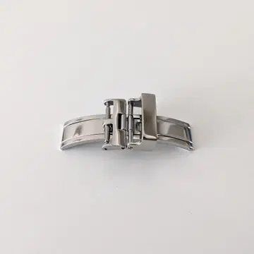 컨디션 최상 카미유 포르네 D 버클 실버 16mm 양면 개폐 스테인리스