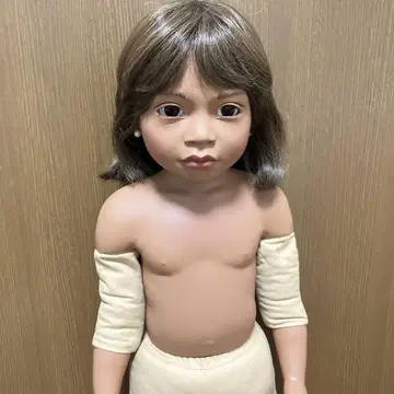 아네트 인형, 고츠사 딸