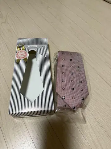 페어팩스 핑크 미니 꽃무늬 넥타이 박스 포함