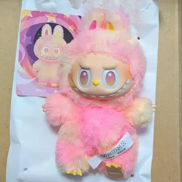 Labubu Big into Energy LOYALTY 라부부