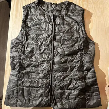 UNIQLO 울트라 라이트 다운 베스트 그레이