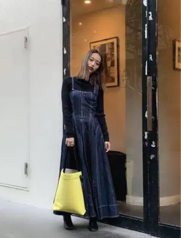 새상품급 CASA FLINE 프론트 후크 데님 롱 원피스