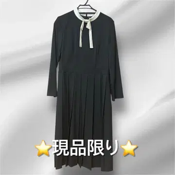 [ 현품 한정 ] fekete 페케테 원피스
