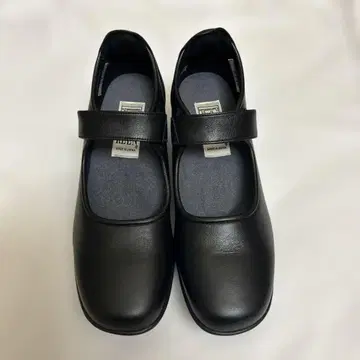 검은색 펌프스