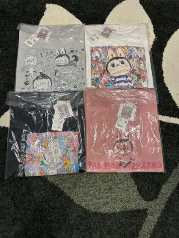 UNIQLO 러브브 4가지 색상 L 사이즈 T셔츠 POP MART