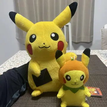 피카츄 봉제 인형 2체 세트