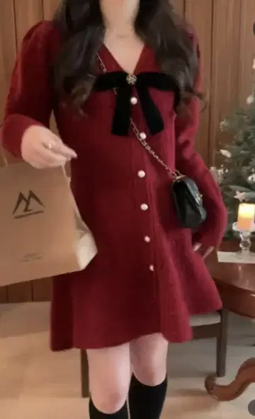 빨간색 리본 포함 긴팔 미니 원피스 [배송비 포함]