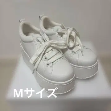 스즈키 아미 프로듀스 스니커즈 신상 M 사이즈