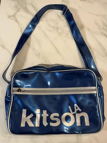 Kitson 숄더 스포츠 백 키라메키 블루 그리운 헤이세이 감성