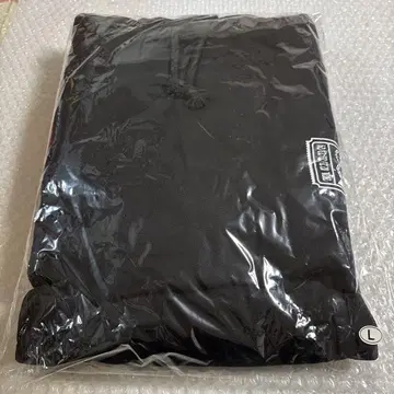 노기자카46 8th 후드티