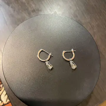 스와로브스키 귀걸이