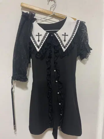 마즈 크로스 자수 암 포함 셋업