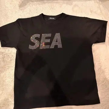WIND AND SEA 라인스톤 S/S 티셔츠