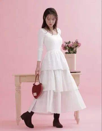 Maison marble 레이어드 코튼 도킹 드레스