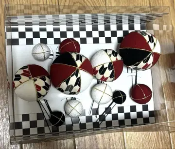 성인식 머리 장식 국화 빨간색 블랙