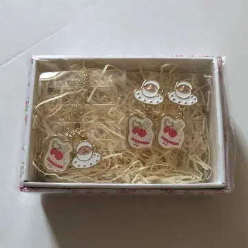 샹브르 쓰쿠루&린 귀찌 목걸이 마롱 크림