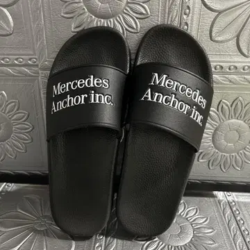 Mercedes Anchor inc. 샌들 사이즈 40