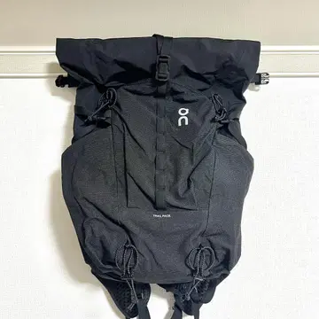 온 트레일 팩 20L 블랙 백팩