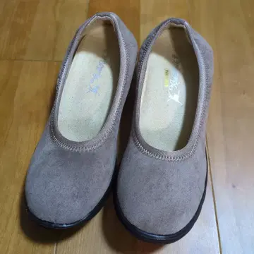 락락 하늘을 나는 펌프스 22.5