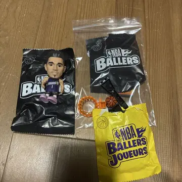 ZURU NBA Ballers 데빈 부커 바스켓볼 골 포함