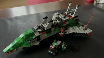 LEGO 우주선 세트 미니 피규어 포함