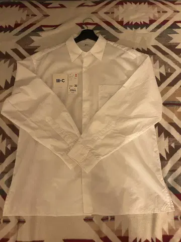 UNIQLO C 브로드 오버 사이즈 셔츠 화이트 M 사이즈