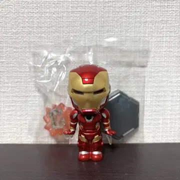 POPMART 아이언맨 피규어