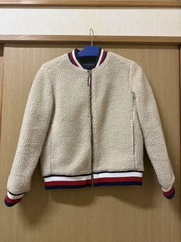 보아 자켓 크림색
