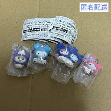 twice lovely's x SANRIO CHARACTERS 4종 세트
