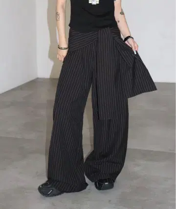 STRIPE TIE SLACKS