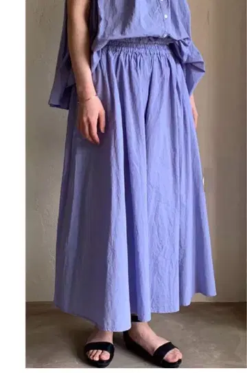 nest robe 코튼 린넨 오우미 가공 큐롯 팬츠