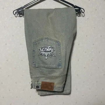 9090