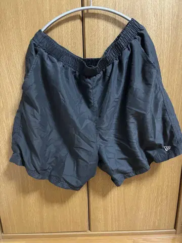 NEWERA 하프 팬츠