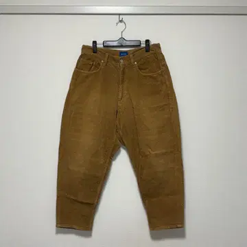 BEAMS 코듀로이 배기 테이퍼드 팬츠