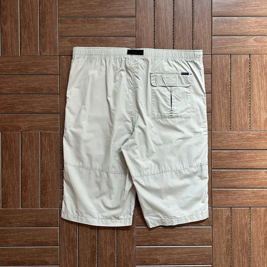 Product Details - 4