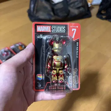 MARVEL BE@RBRICK 베어브릭상 아이언맨 Mark 42