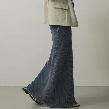 센스 오브 플레이스 바이어스 리브 롱 스커트