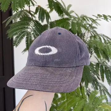 90s OAKLEY 오클리 캡 USA 네이비 vintage
