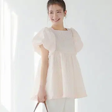 [ Fitmore ] 스퀘어넥 체크 상의