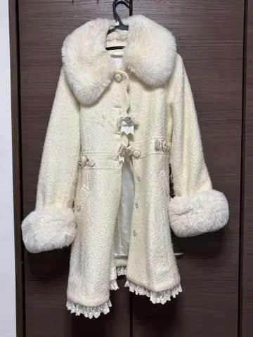 LIZLISA 코트