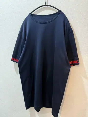 HUNTING WORLD 네이비 T셔츠 사이즈 54 ( XL 정도)