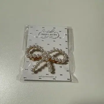 베리티 조운즈 머리핀