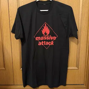 massive attack 티셔츠
