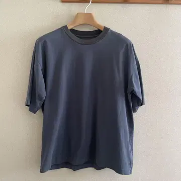 STILL BY HAND Ribbed Crew Neck 셔츠