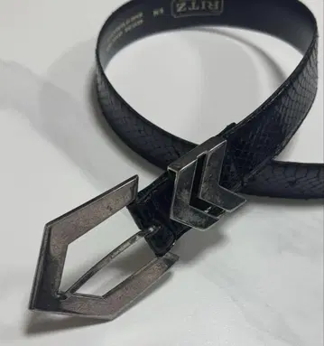 벨트 y2k