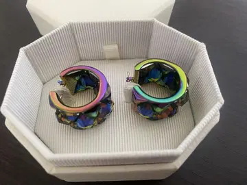 Swarovski 스와로브스키 귀걸이 Curiosa 후프 귀걸이