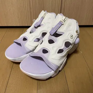 새상품 미사용 / Reebok 인스타펌프 퓨리 샌들 지퍼 22