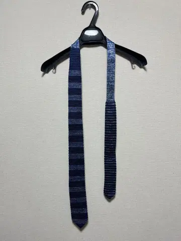 새상품급 남성용 비기 인디고조 실크 넥타이