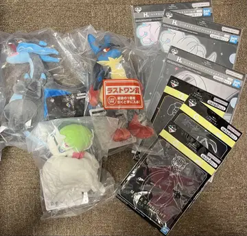 메가 리자몽, 메가 서 나이트, 메가 루카리오 봉제 인형 etc.