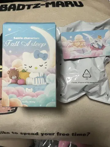 산리오 Fall A sleep 피규어 세트 시나모롤